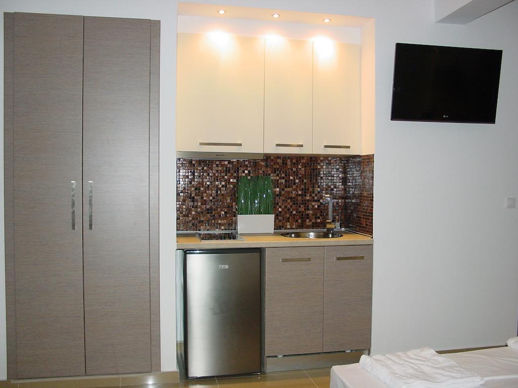 Harisis Apartments Olympiakí Aktí Phòng bức ảnh